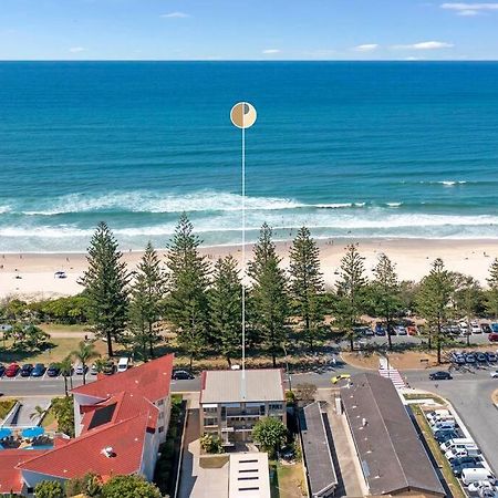 Beachfront Gem In Burleigh Heads Perfect Location Apartment Gold Coast Exterior photo